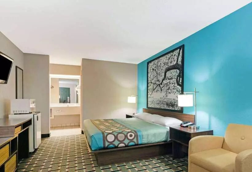 هتل Super 8 By Wyndham Brunswick South I 95