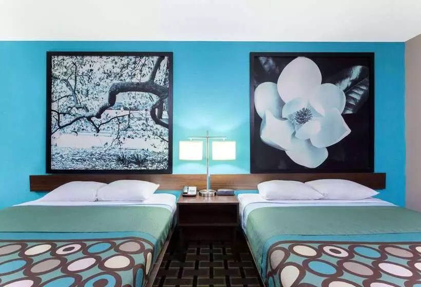 هتل Super 8 By Wyndham Brunswick South I 95