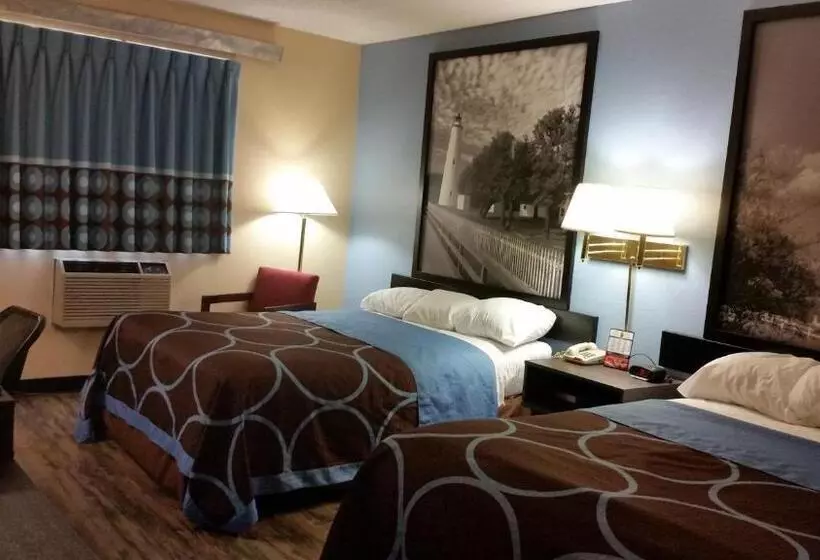 هتل Super 8 By Wyndham Greenville