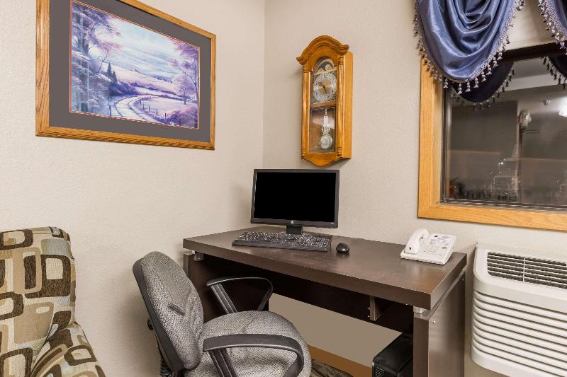 Отель Super 8 By Wyndham Sioux City South