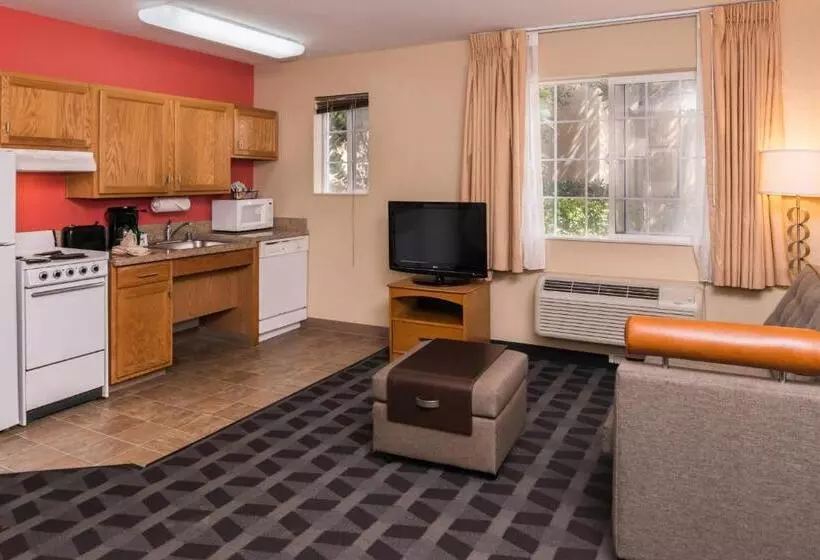 هتل Towneplace Suites By Marriott Anaheim Maingate Near Angel Stadium