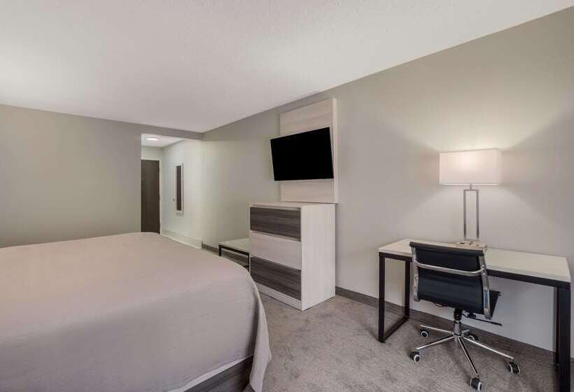 فندق على الطريق Quality Inn & Suites