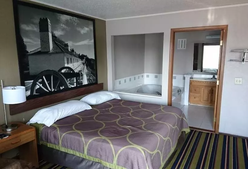 モーテル Burton Inn & Suites