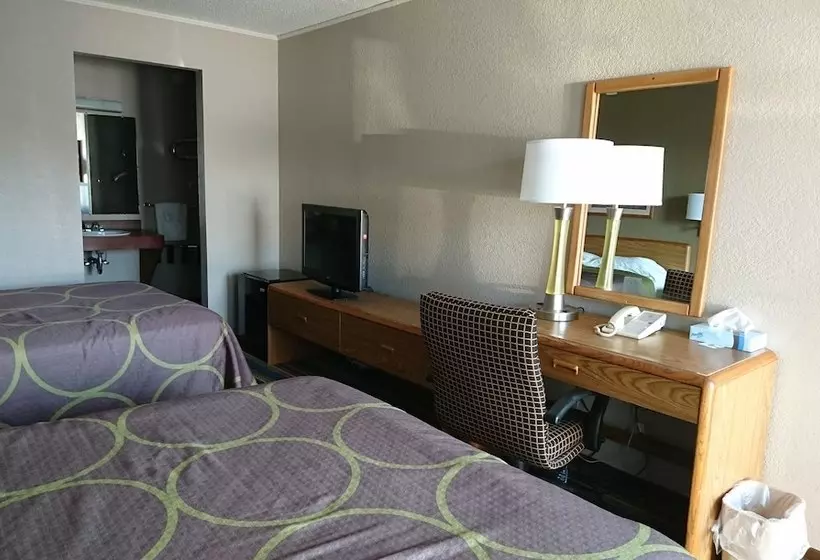 モーテル Burton Inn & Suites