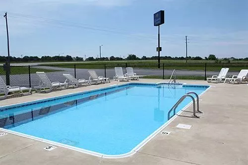 모텔 Centerstone Inn & Suites – Carlyle Lake