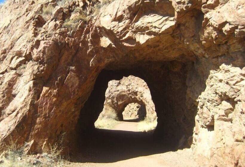 فندق على الطريق Florence, Co