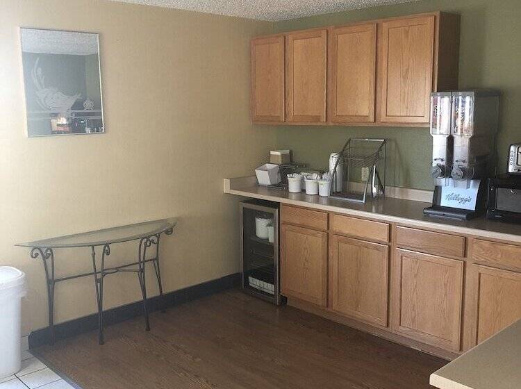 فندق على الطريق Florence, Co