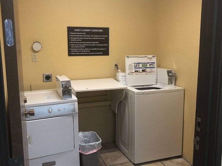 فندق على الطريق Florence, Co