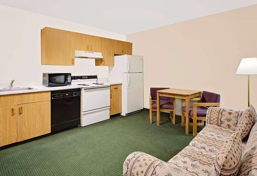 מוטל Super 8 By Wyndham Battle Mountain