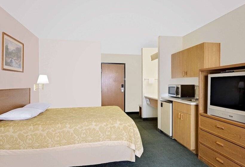 מוטל Super 8 By Wyndham Battle Mountain