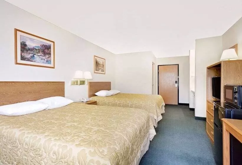 모텔 Super 8 By Wyndham Battle Mountain