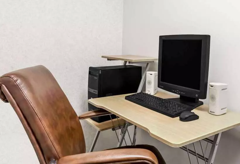 모텔 Super 8 By Wyndham Conway