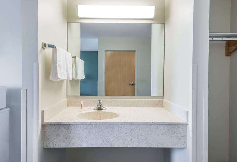 Motel Super 8 By Wyndham Hagerstown/halfway Area