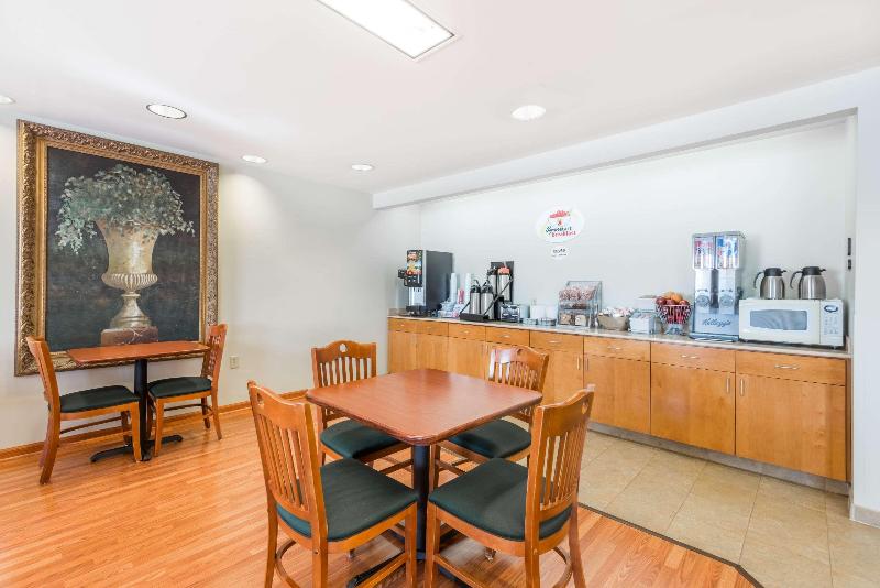 Motel Super 8 By Wyndham Hagerstown/halfway Area