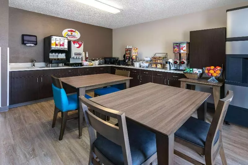 汽车旅馆 Super 8 By Wyndham Waxahachie Tx