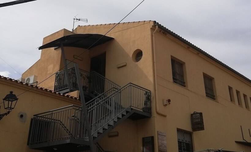 Alberg Dels Ports Hostel