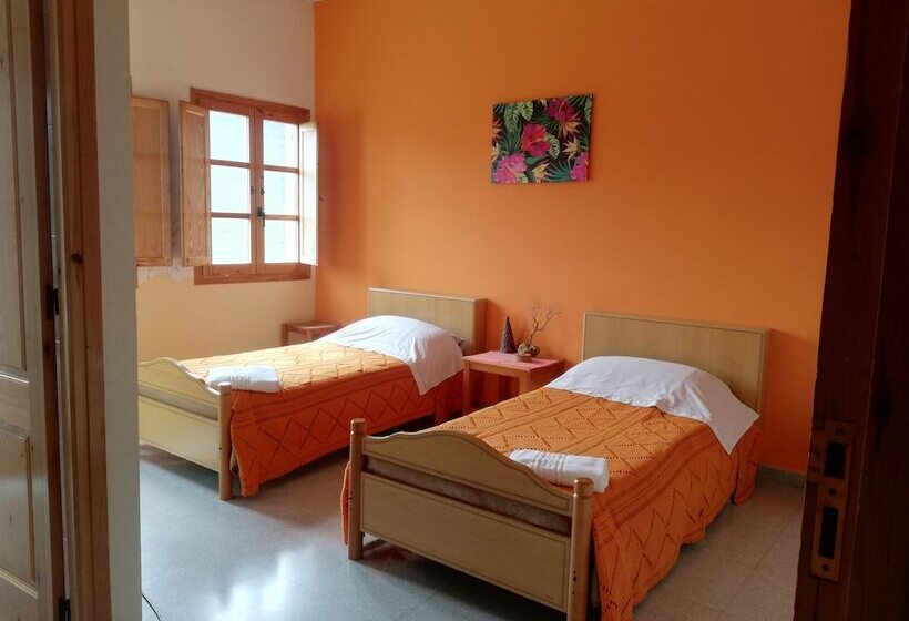 Alberg Dels Ports Hostel