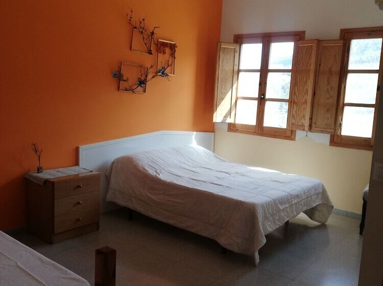 Alberg Dels Ports Hostel