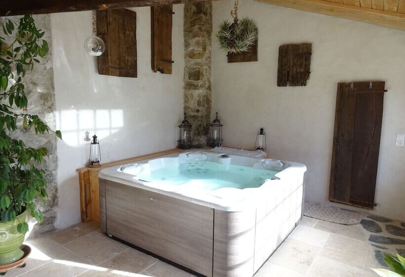 مبيت وإفطار Chambre D Hôte Le Mas Du Galibot