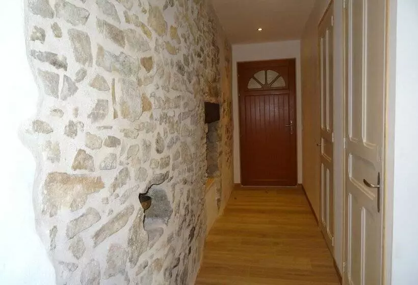 Aamiaismajoitus (B&B) Chambre D Hôte Le Mas Du Galibot