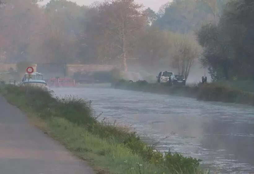 Aamiaismajoitus (B&B) La Chambre