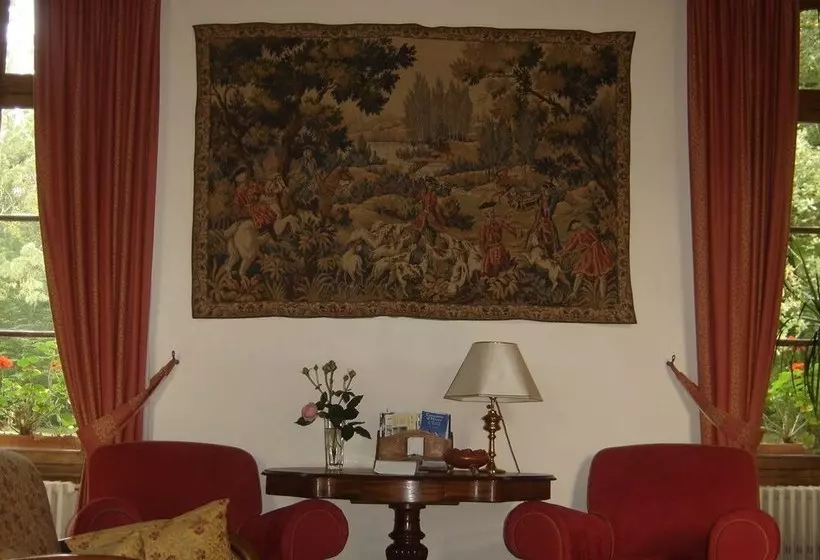 Aamiaismajoitus (B&B) Manoir De La Brossette