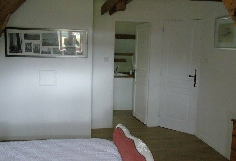 مبيت وإفطار Puy Larousse Farmhouse