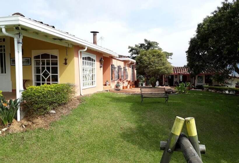 Finca Caja De Oro Fredonia