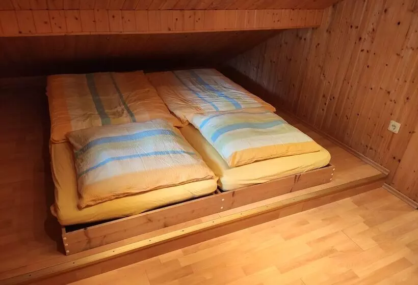 ホテル Ferienwohnungen Hinternah