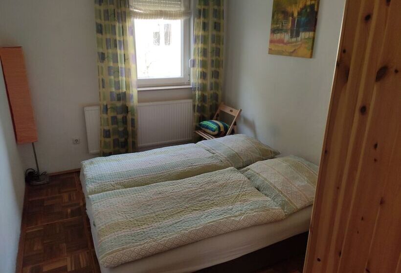 호텔 Ferienwohnungen Hinternah