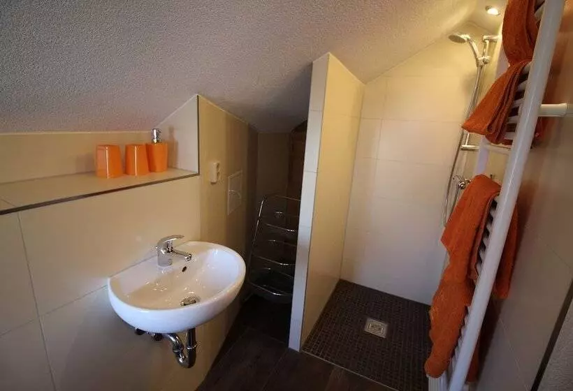 ホテル Ferienwohnungen Hinternah