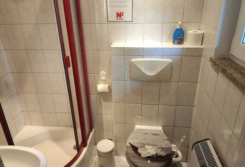 호텔 Ferienwohnungen Hinternah