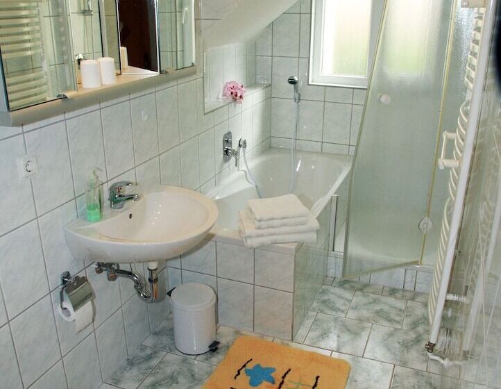 호텔 Ferienwohnungen Hinternah