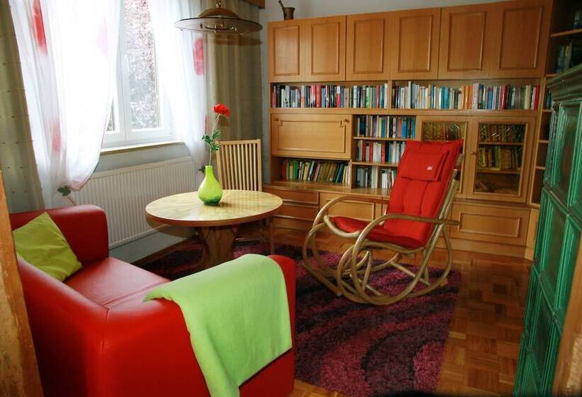 호텔 Ferienwohnungen Hinternah