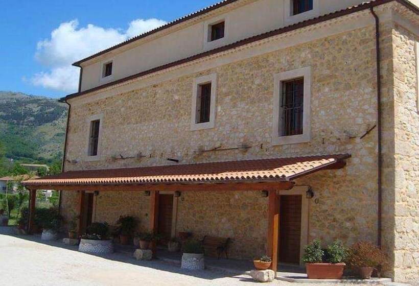 교외 호텔 Agriturismo Campo Del Monaco