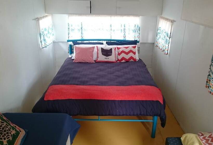 田舎風ホテル Burraburoon