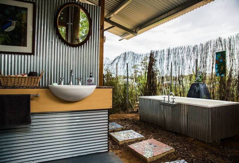 田舎風ホテル Burraburoon