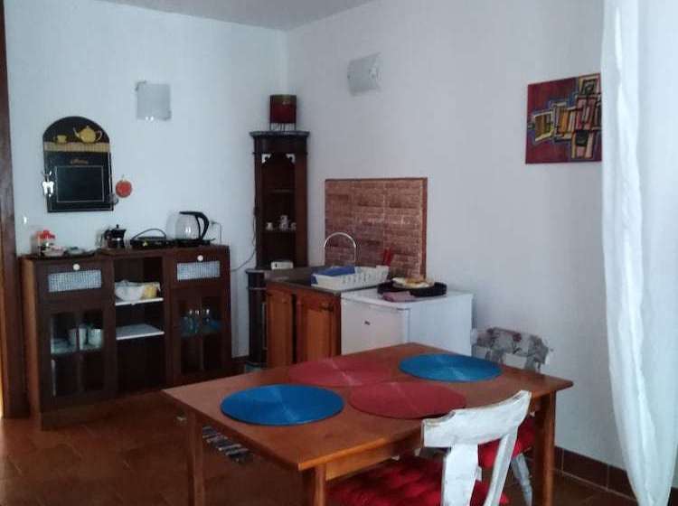 乡村酒店 Stasion Di Pueste