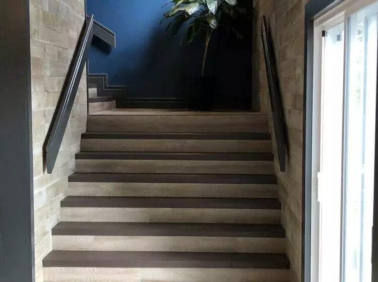 Hotelli Torrent River Inn