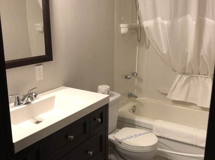 בית מלון כפרי Torrent River Inn