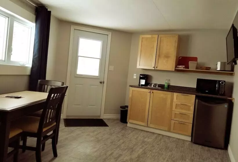 Hotelli Torrent River Inn