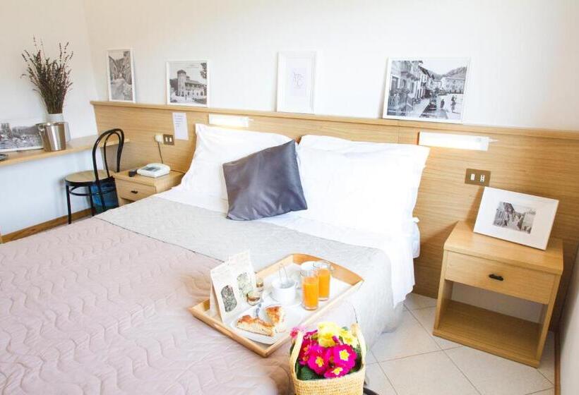 Отель Villa Elia