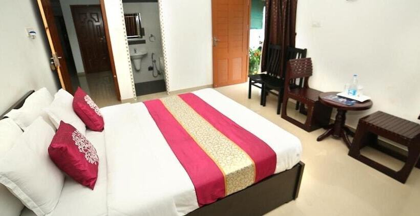 Hotel Vythiri Palace