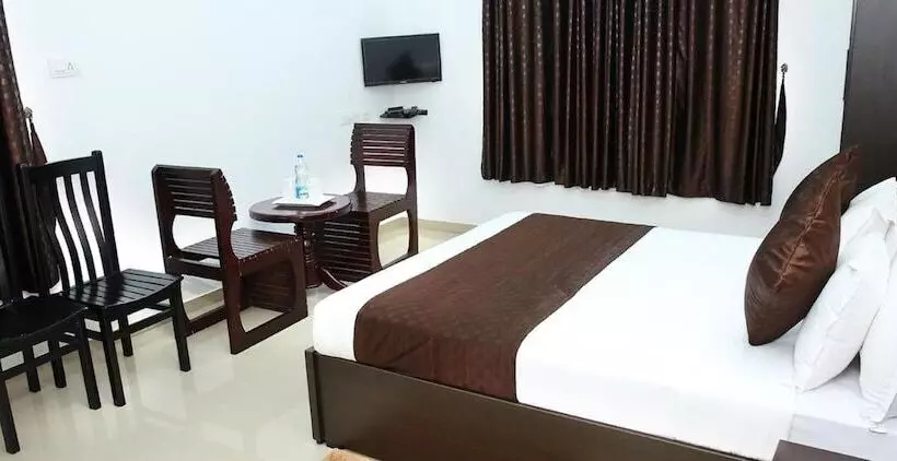 Hotelli Vythiri Palace