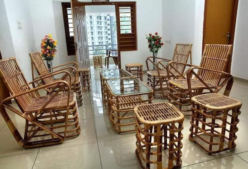 Hotelli Vythiri Palace