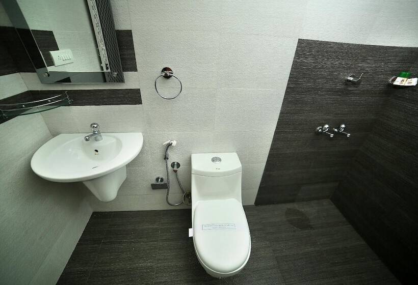 Hotel Vythiri Palace