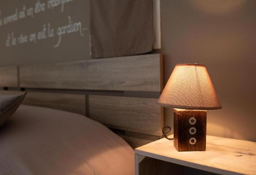 Les Granges Du Chiron