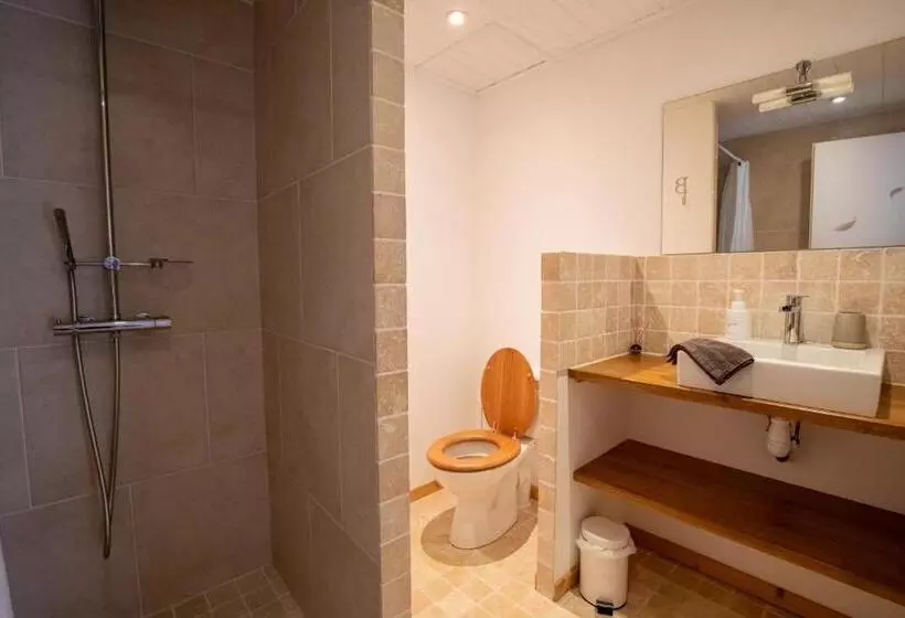 Les Granges Du Chiron