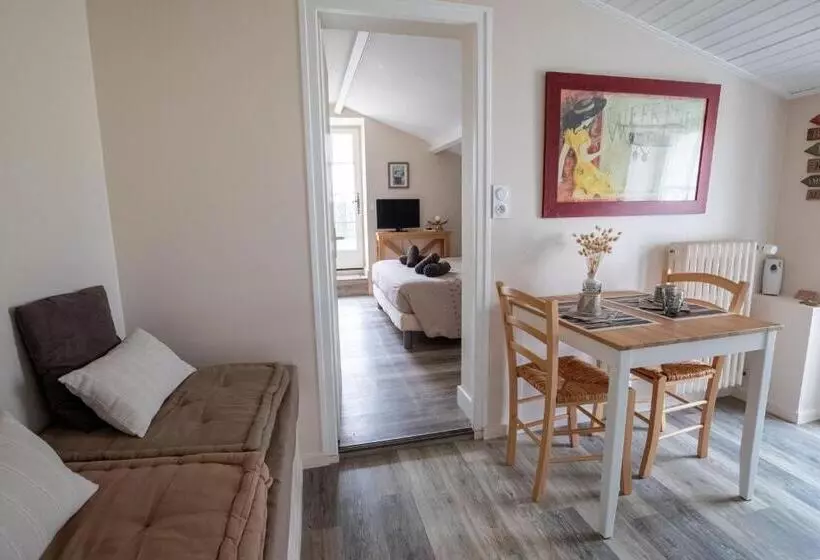 Les Granges Du Chiron