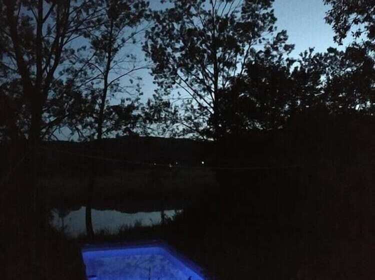 膳宿费 Ad Astra House